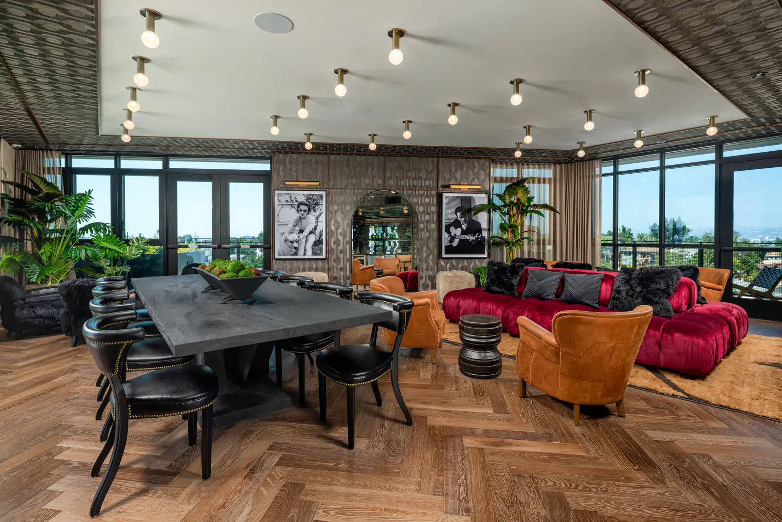 Resident Clubroom with Entertainment Kitchen